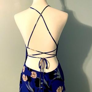Lulus NWT summer dress